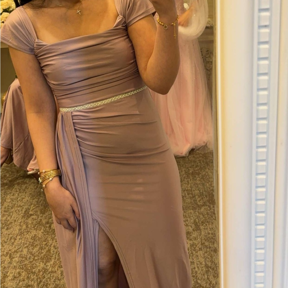 Elegant Mauve Evening Gown
